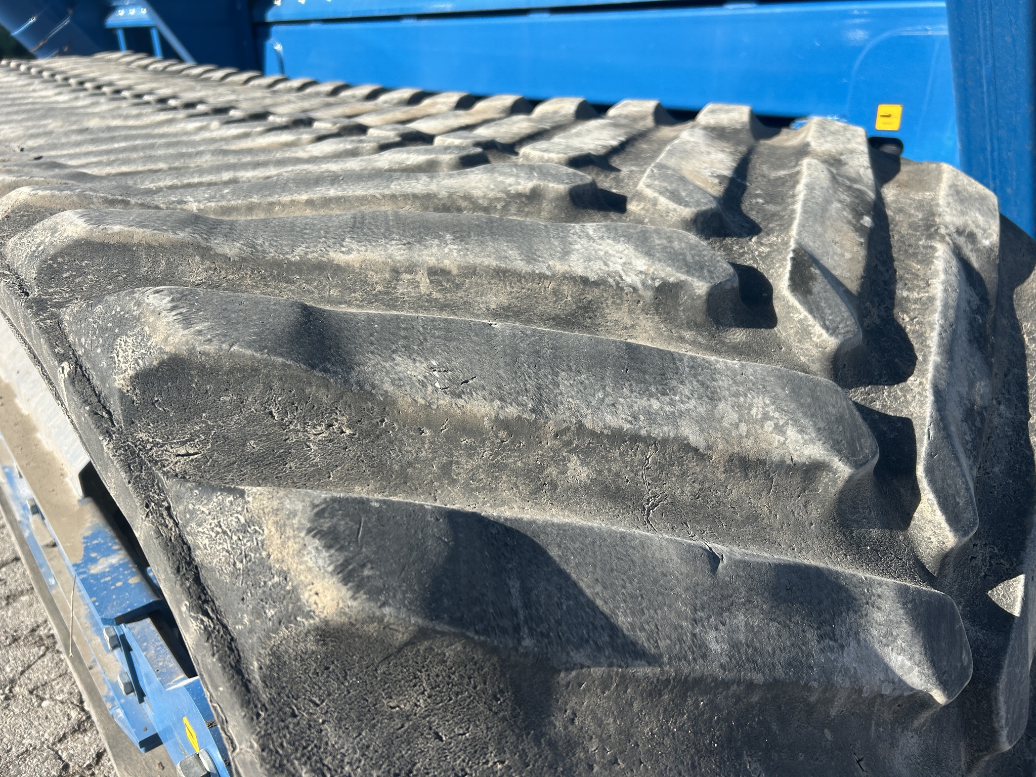  2011 Kinze 1050 at Heritage Tractor in Baldwin City, KS