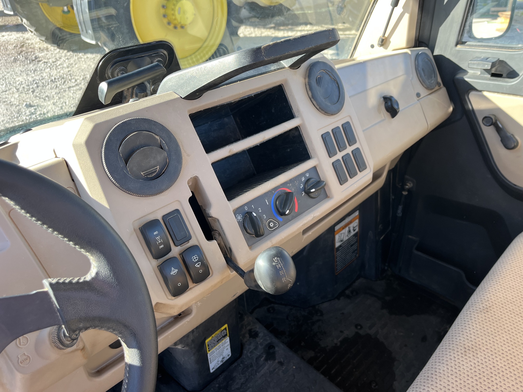  2021 John Deere XUV 835R at Heritage Tractor in Nevada, MO