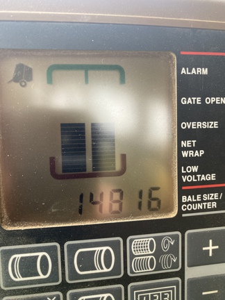 2012 John Deere 458 Photo 2