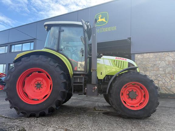 Claas ARION 620