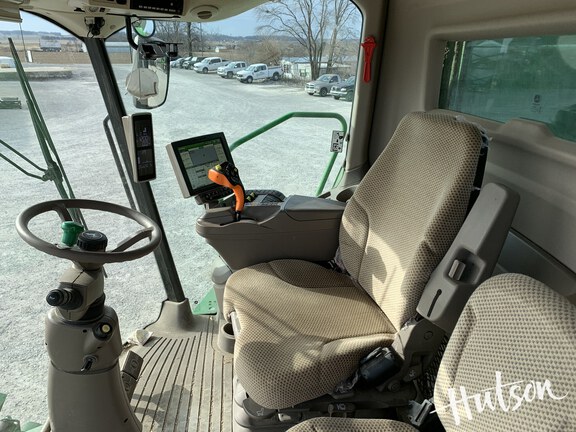 Photo of 2022 John Deere S780