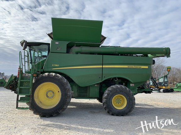 Photo of 2022 John Deere S780