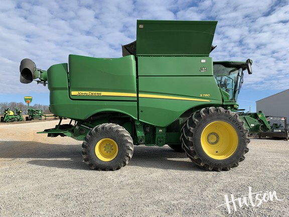 Photo of 2022 John Deere S780
