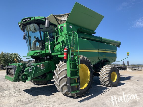 Photo of 2022 John Deere S780