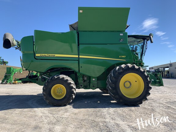 Photo of 2022 John Deere S780