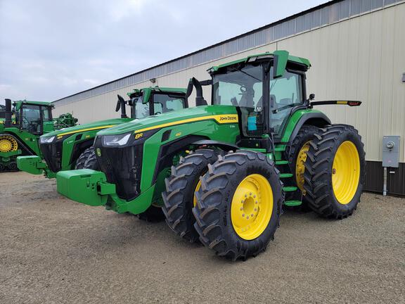 2025 John Deere 8R 410 - Photo1