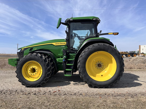 2025 John Deere 8R 410 - Photo8