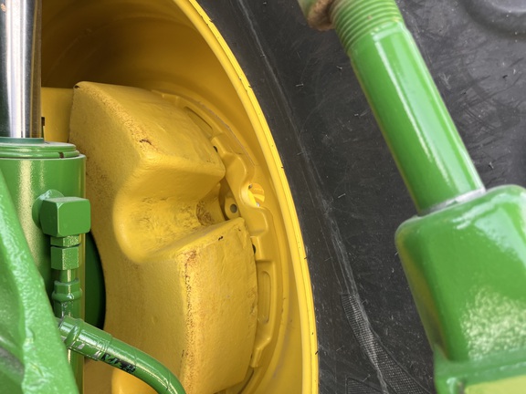 2025 John Deere 8R 410 - Photo18