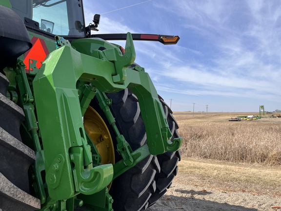 2025 John Deere 8R 410 - Photo32