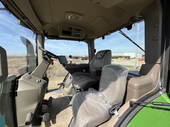 2025 John Deere 8R 410 - Photo34