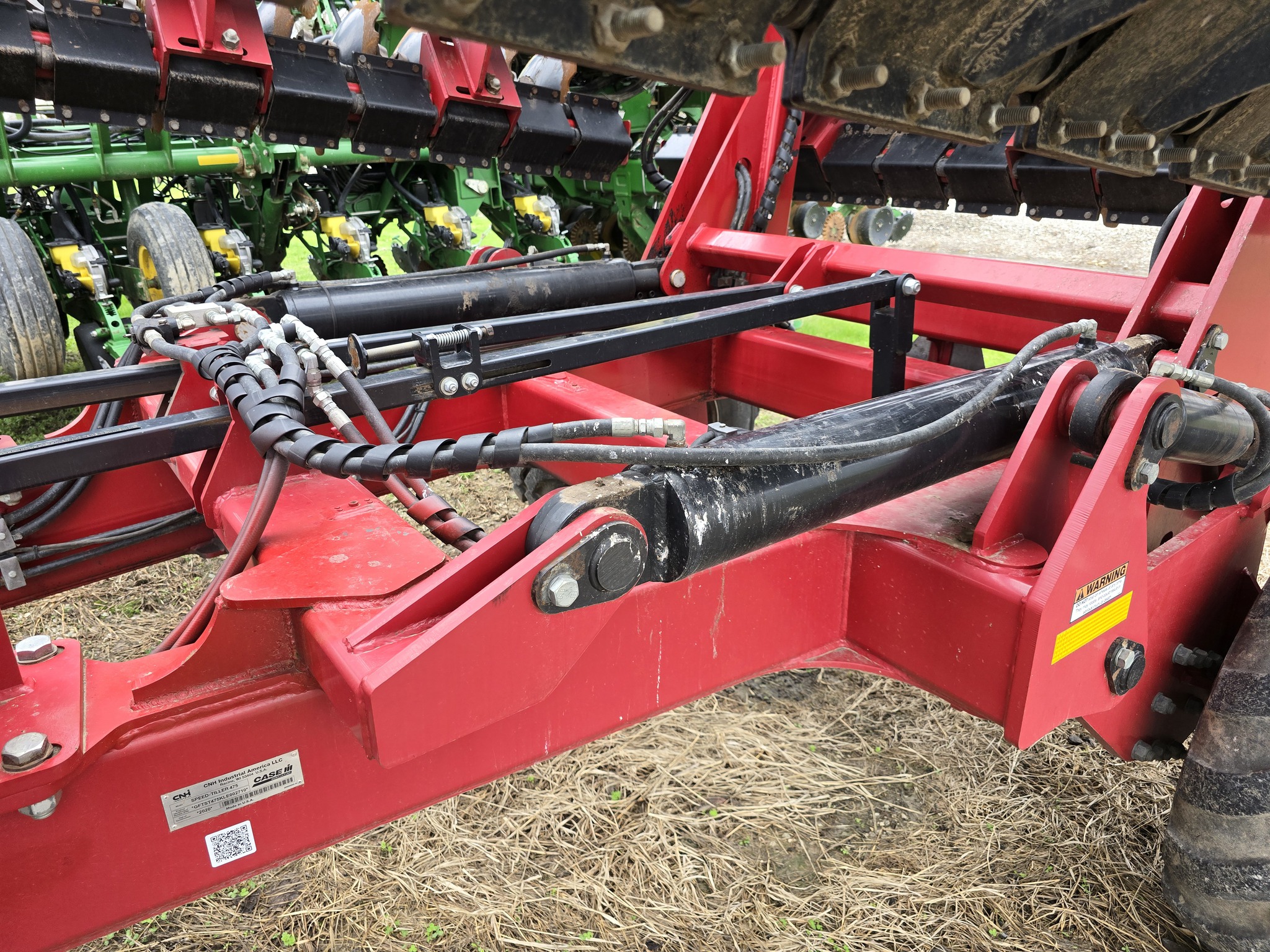 2020 Case IH 475 Image 17