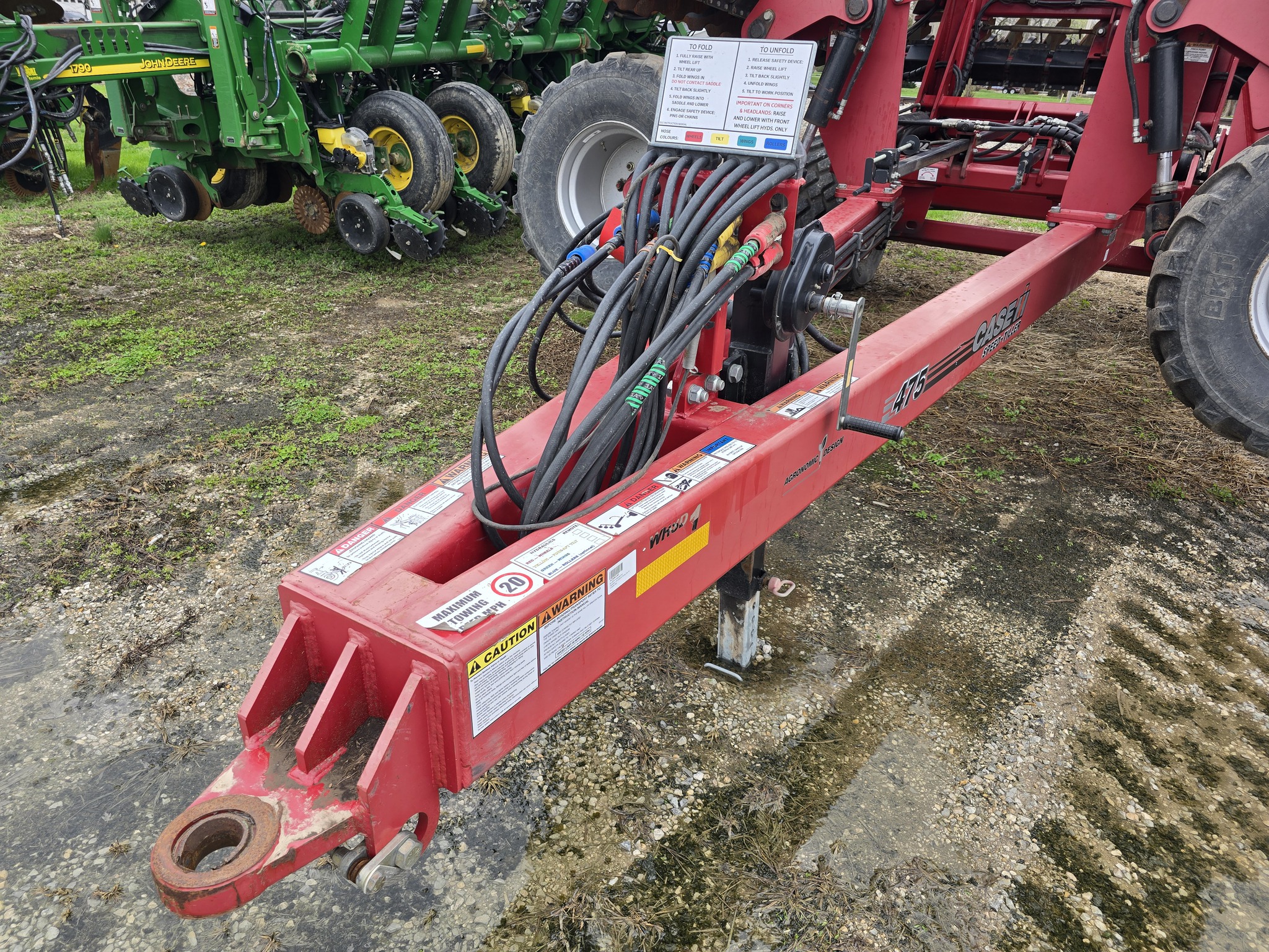 2020 Case IH 475 Image 19