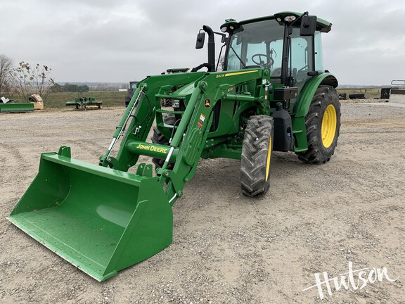 Photo of 2025 John Deere 5120M