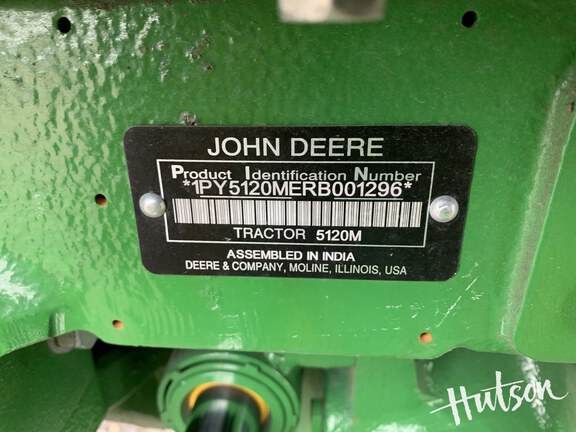 Photo of 2025 John Deere 5120M