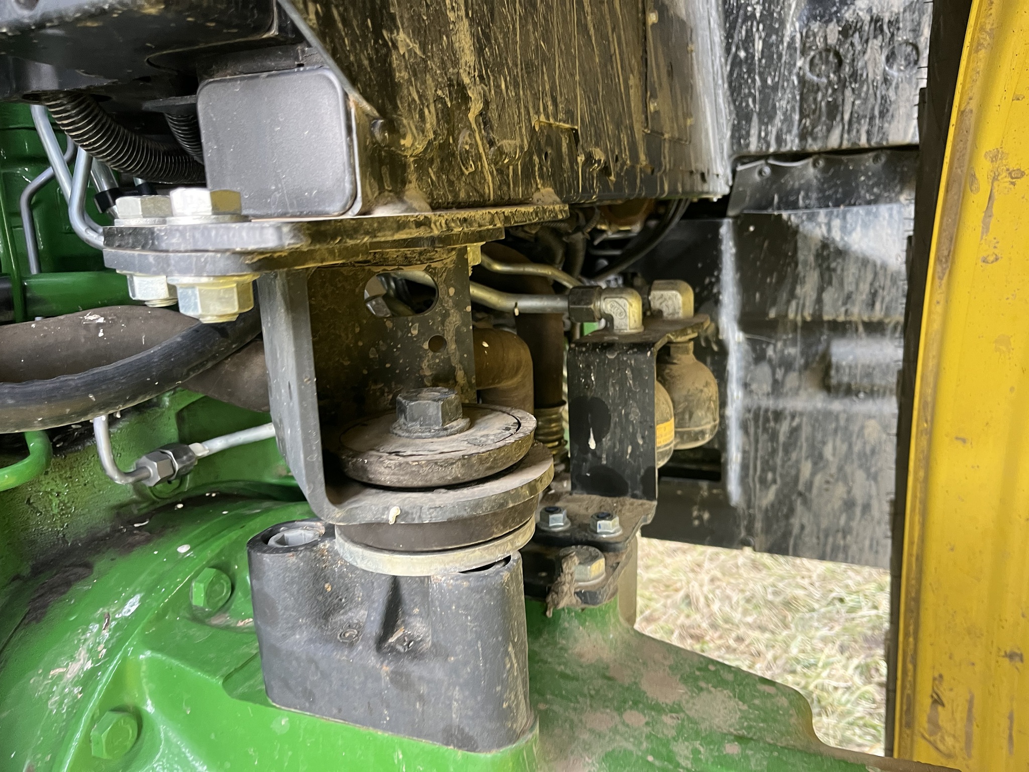 2023 John Deere 6R 155 Image 13