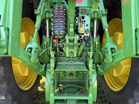 2025 John Deere 8R 410 - Photo5