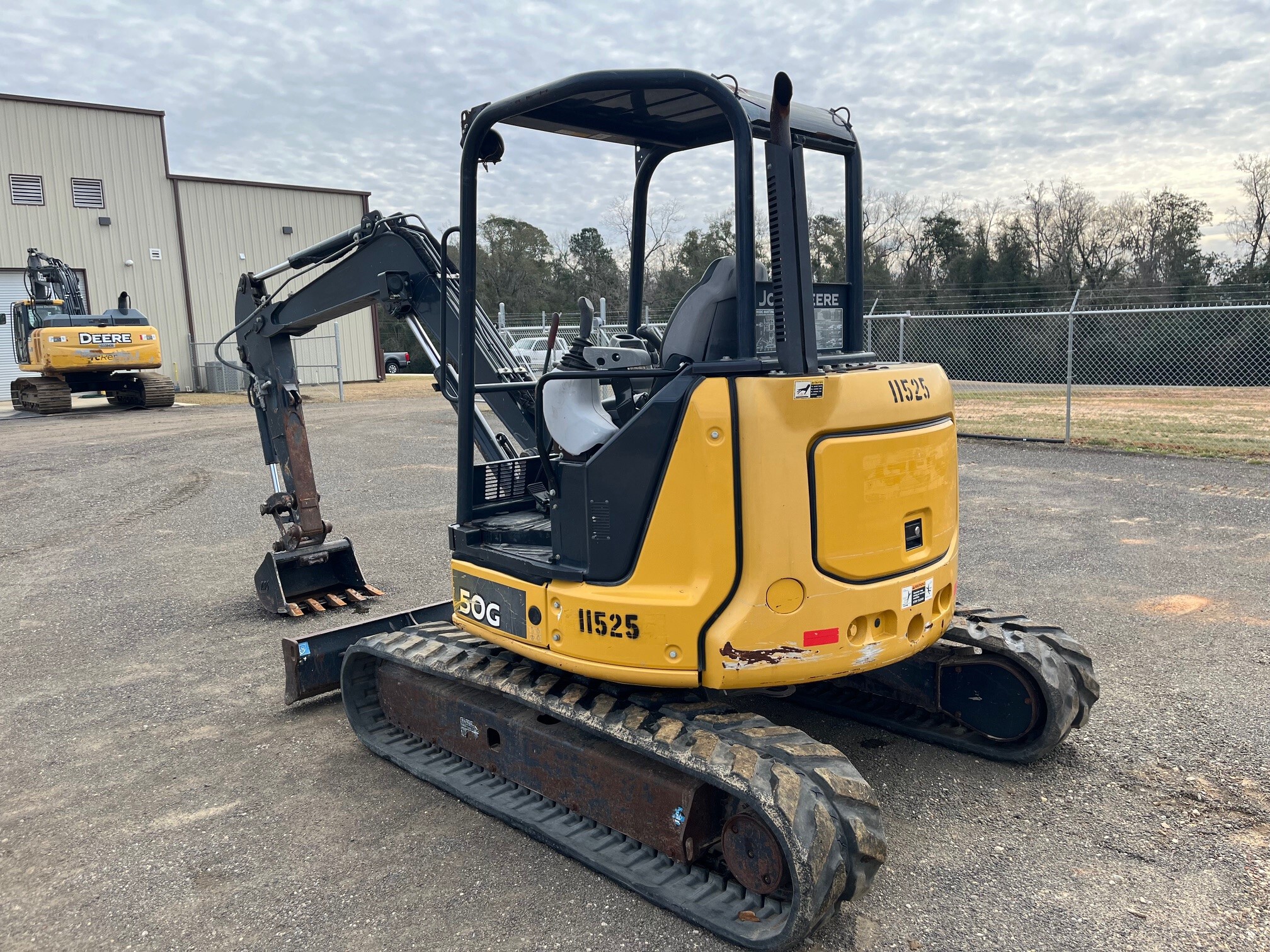 2019 John Deere 50G Image 2