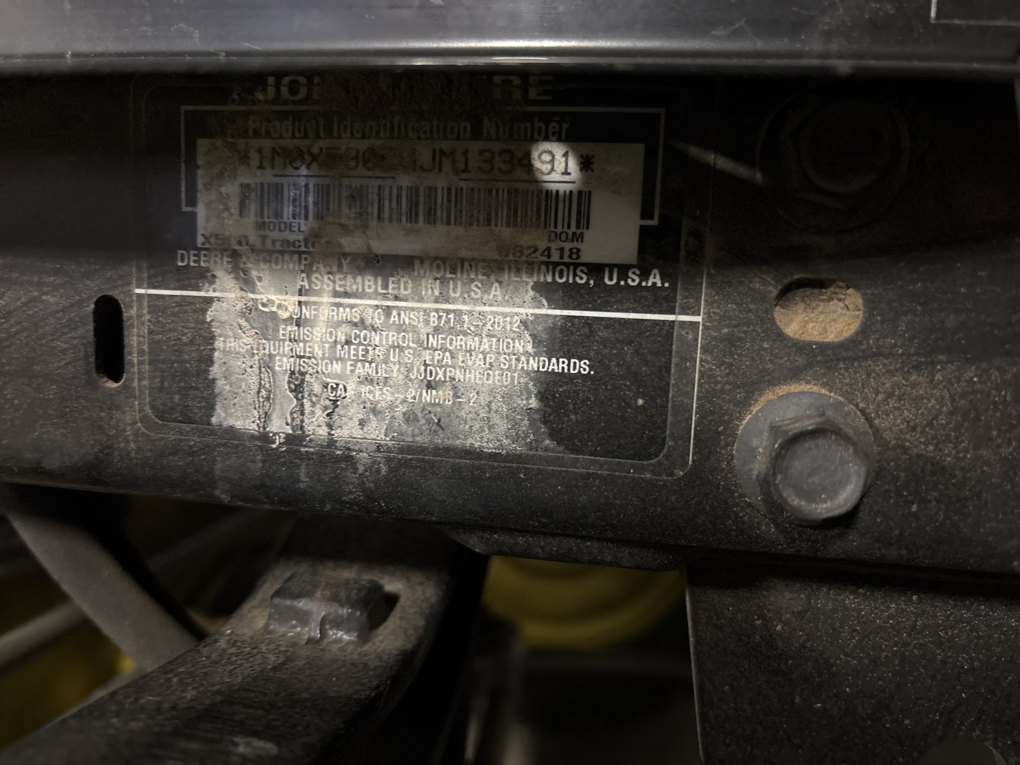 Used 2018 John Deere X590 Lawn & Garden Tractors at Koenig Equipment in Oxford, OH - PhotoXL2