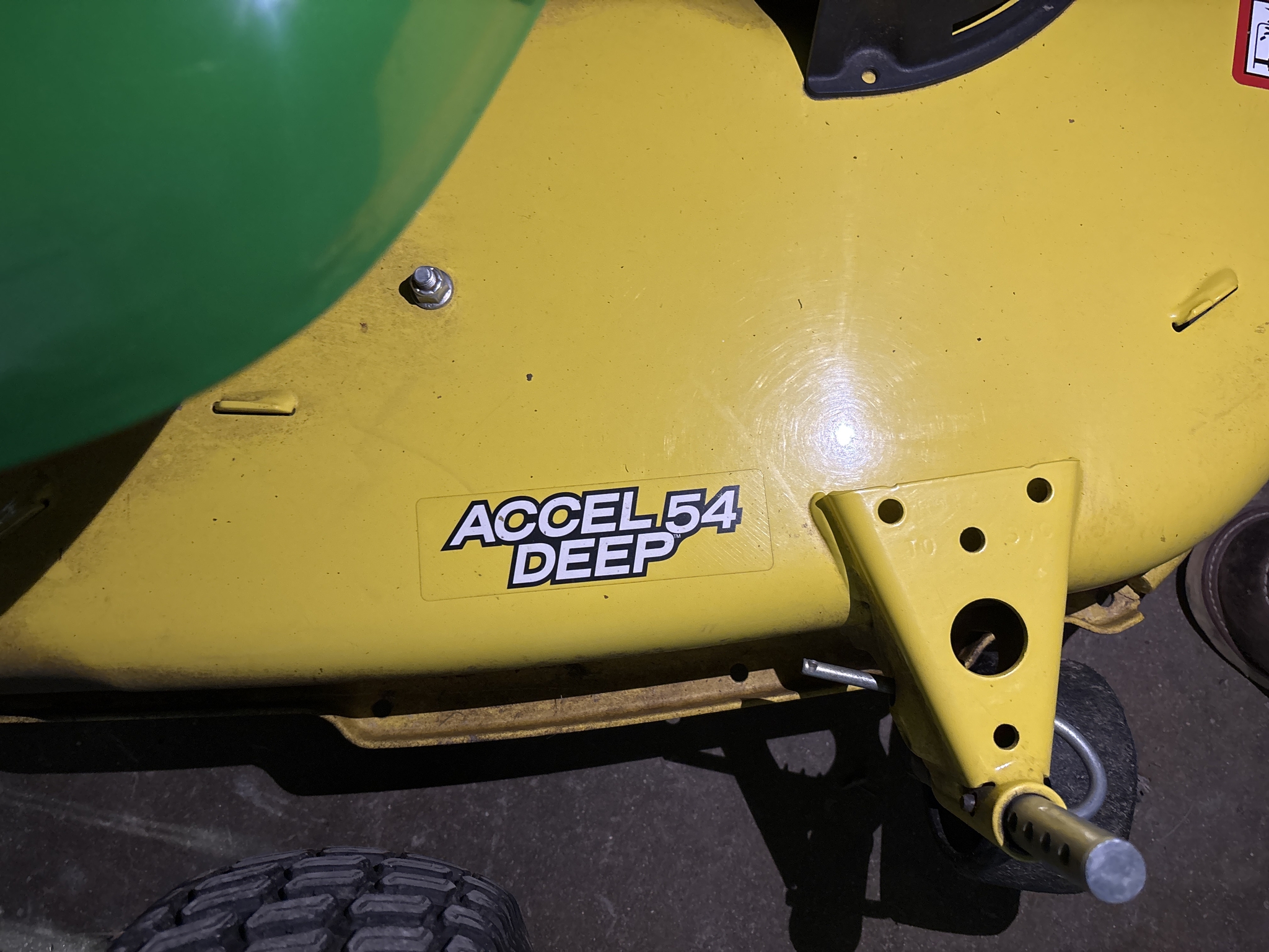 Used 2018 John Deere X590 Lawn & Garden Tractors at Koenig Equipment in Oxford, OH - PhotoXL4