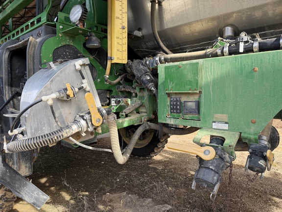 Photo of 2017 John Deere R4038
