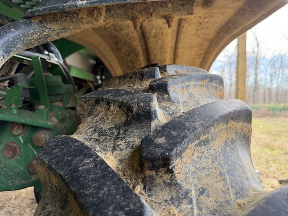 Photo of 2017 John Deere R4038