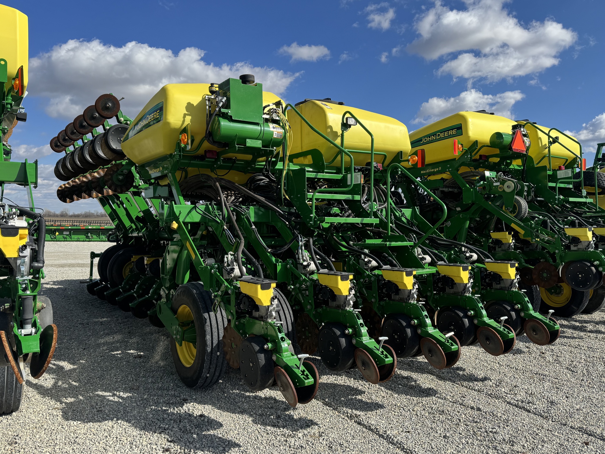 2019 John Deere 1795 Image 2