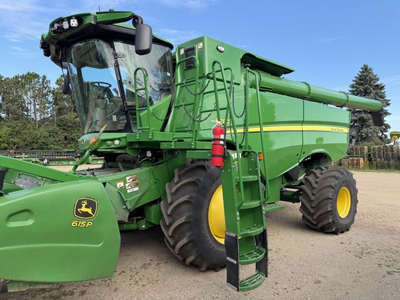  John Deere S780