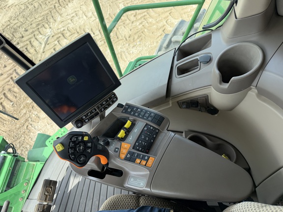 2023 John Deere S780 - Photo41