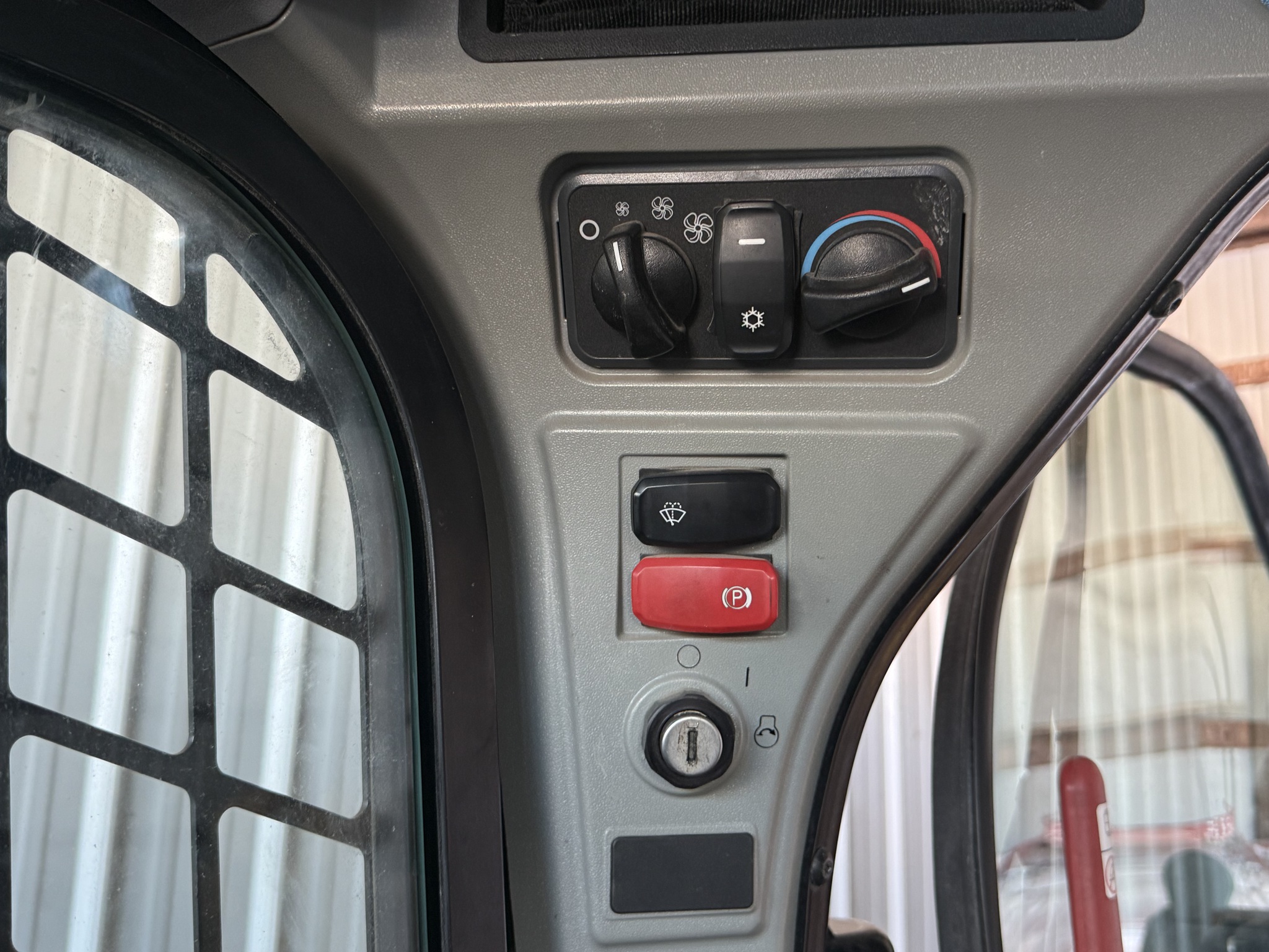 2021 Caterpillar 242D3 Image 7