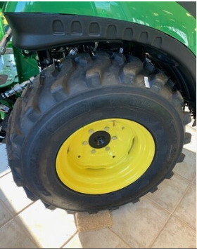 2026 John Deere 2025R Image 4