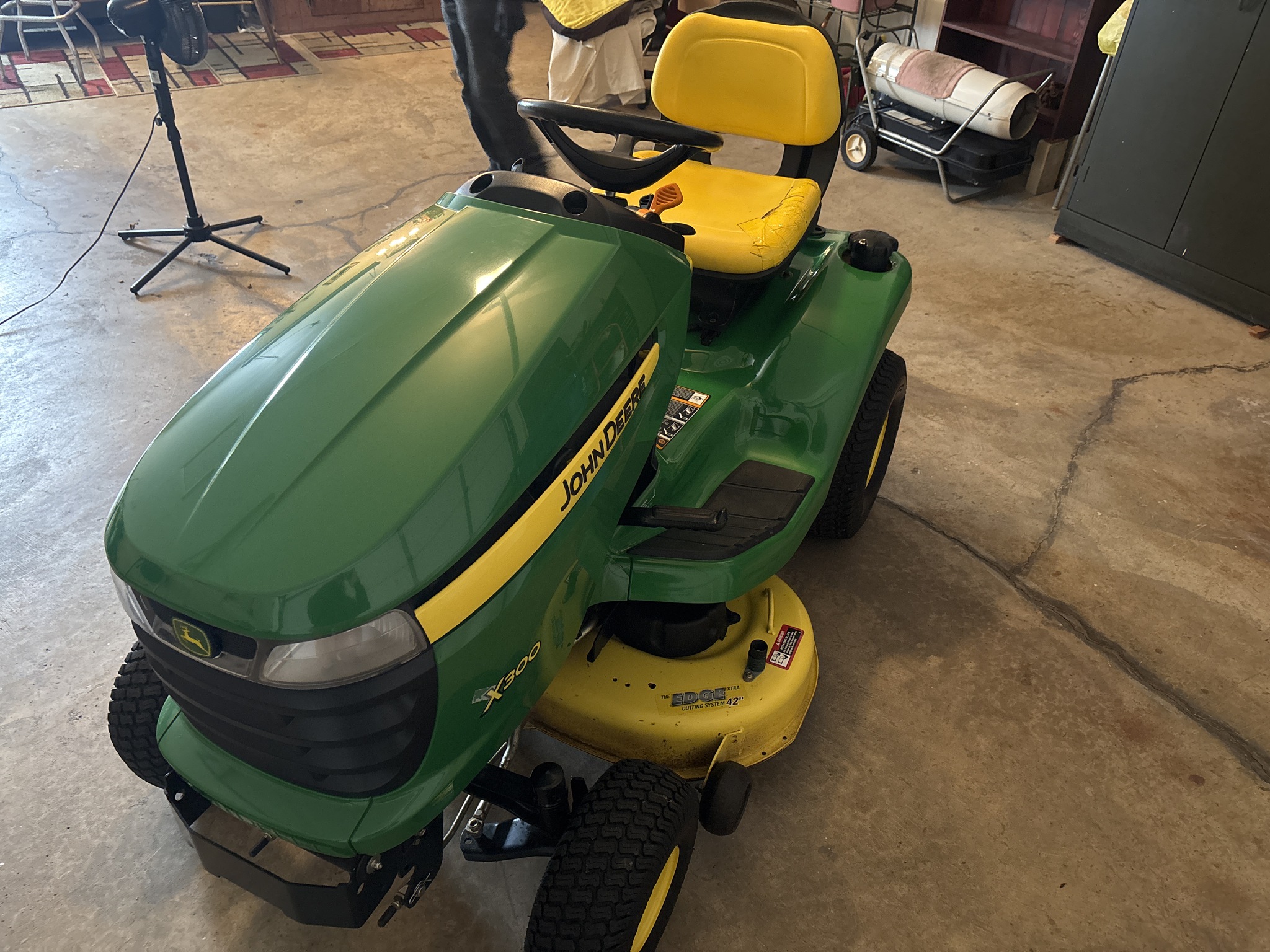 Used 2010 John Deere X300 Lawn & Garden Tractors at Koenig Equipment in Urbana, OH - PhotoXL2