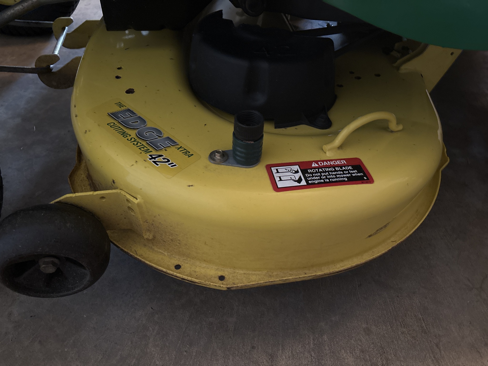 Used 2010 John Deere X300 Lawn & Garden Tractors at Koenig Equipment in Urbana, OH - PhotoXL9