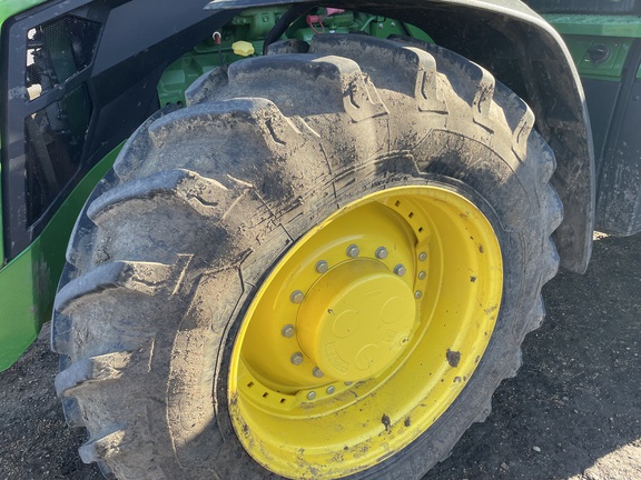 2025 John Deere 8R 250 - Photo7