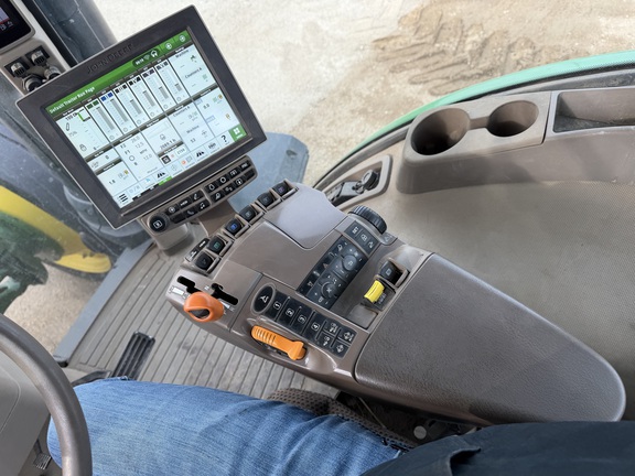 2015 John Deere 8370R - Photo32