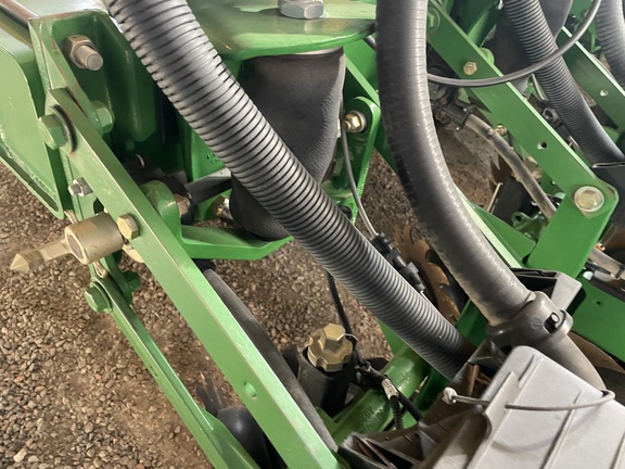 2011 John Deere DB66 - Photo8