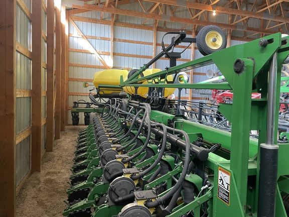 2011 John Deere DB66 - Photo2