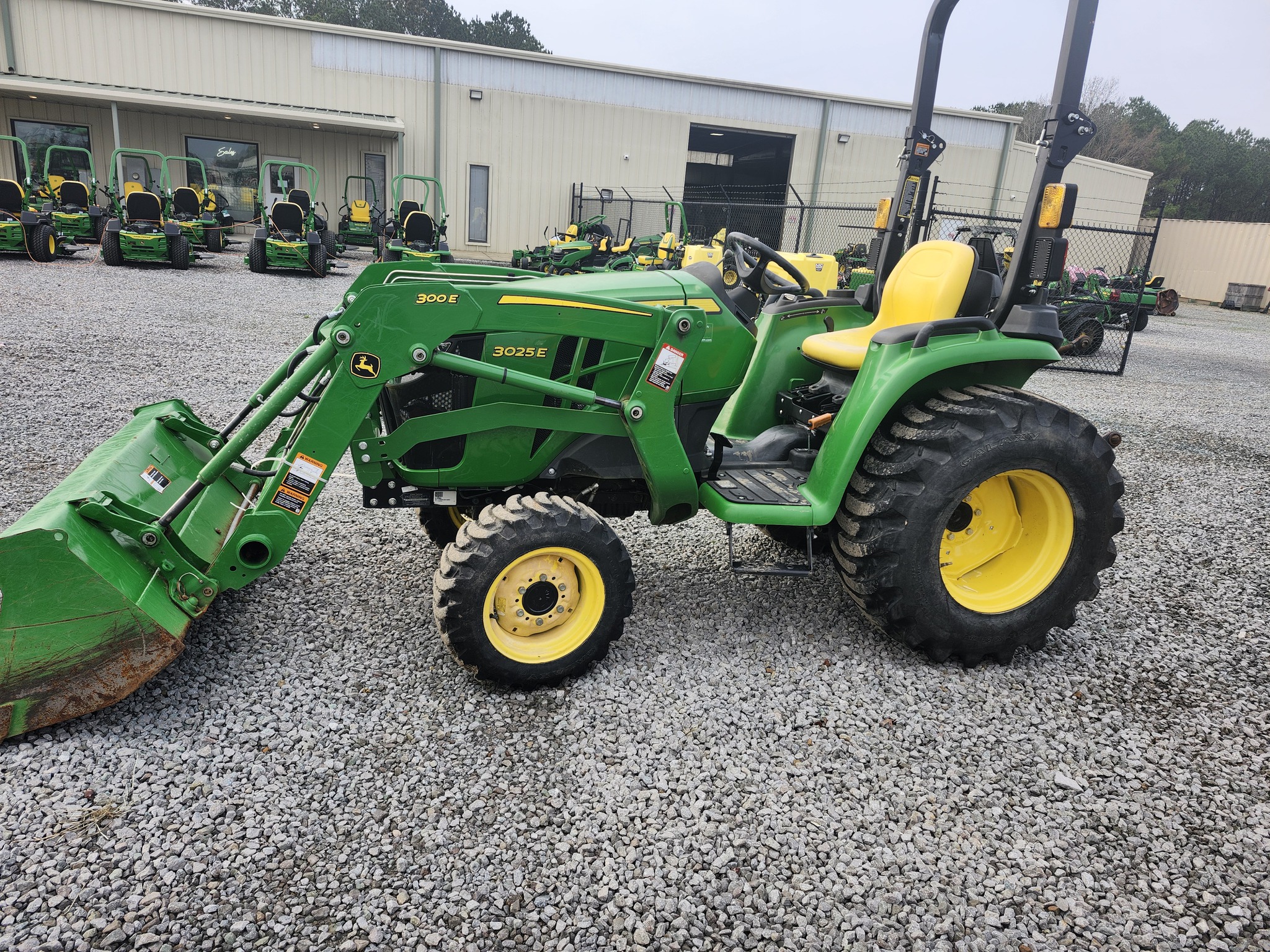 2022 John Deere 3025E