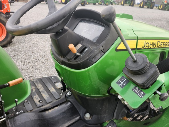 2022 John Deere 3025E