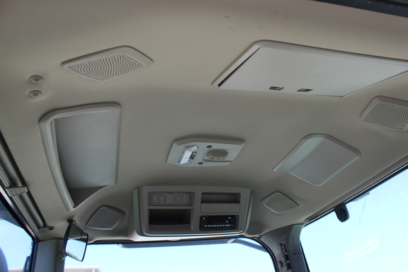 2025 John Deere 8R 280 Photo 11