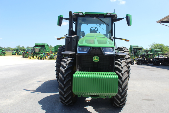 2025 John Deere 8R 280 Photo 3
