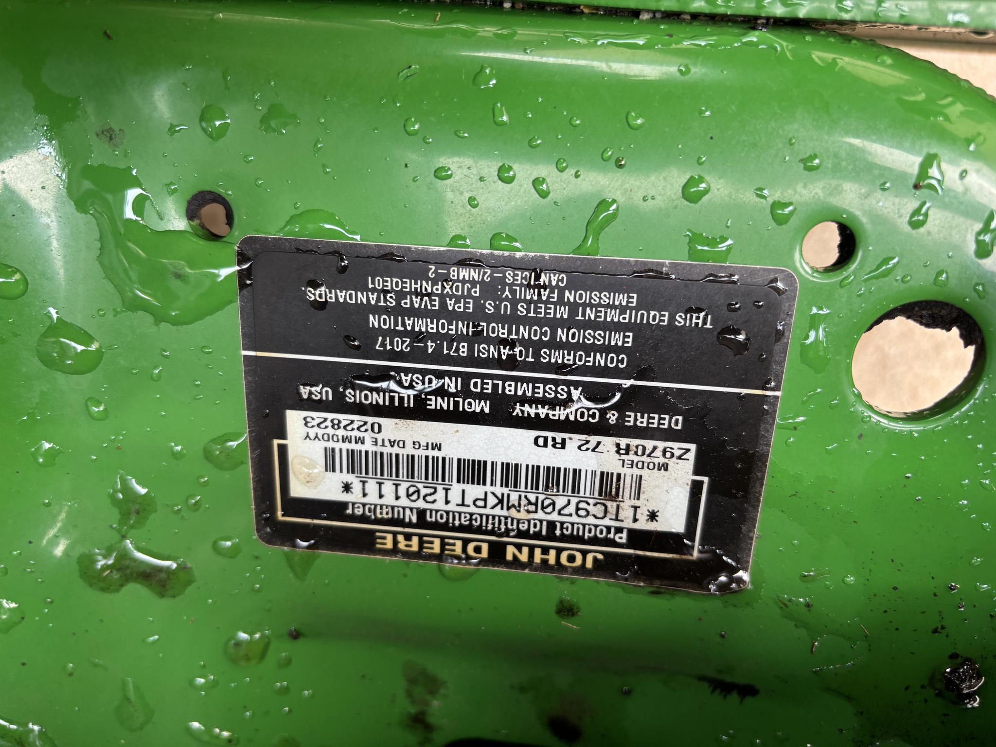  2023 John Deere Z970R at Heritage Tractor in Galesburg, IL