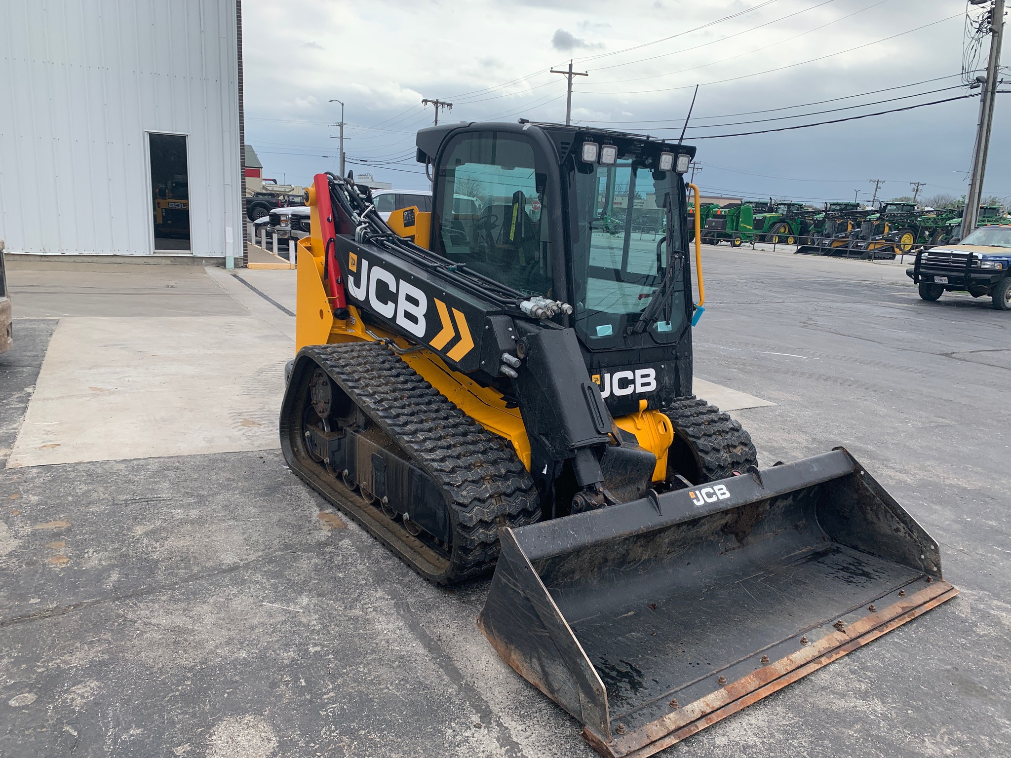  2023 JCB 3TS-8T at Heritage Tractor in Lamar, MO