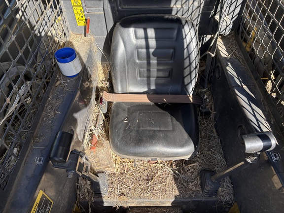 2002 New Holland LS180 - Photo10