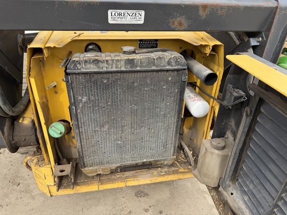 2002 New Holland LS180 - Photo14