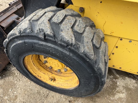 2002 New Holland LS180 - Photo10