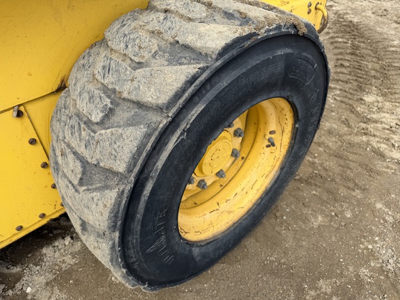 2002 New Holland LS180 - Photo13