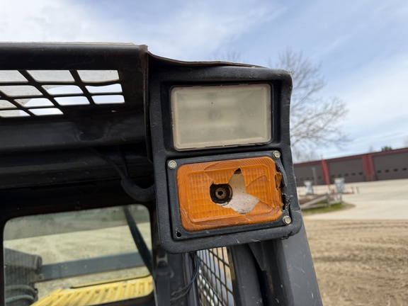 2002 New Holland LS180 - Photo28