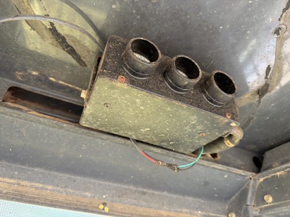 2002 New Holland LS180 - Photo34