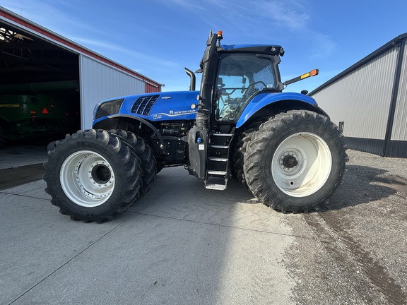 Photo of 2023 New Holland T8.380