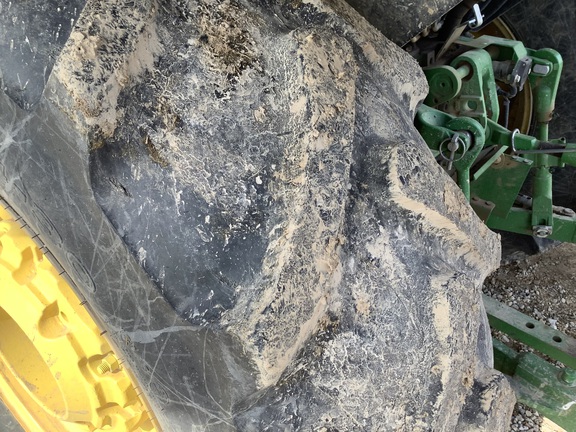 Photo of 2021 John Deere 5100E